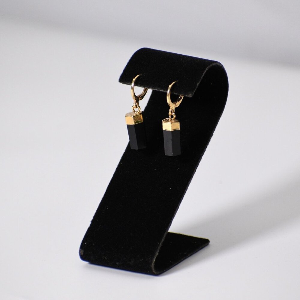 "Huggies" Obsidian Point Earrings (Leverback)